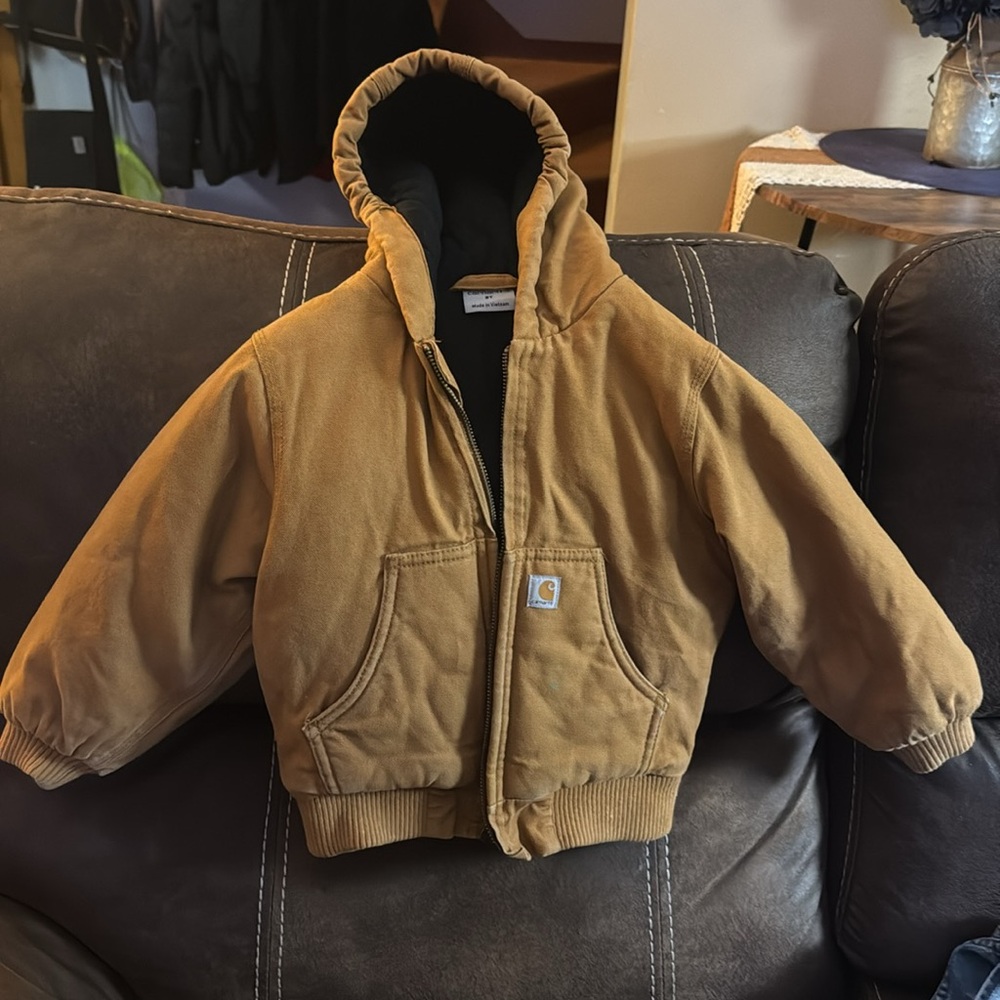 Boys or girls 3T Carhartt jacket - Picture 3 of 4